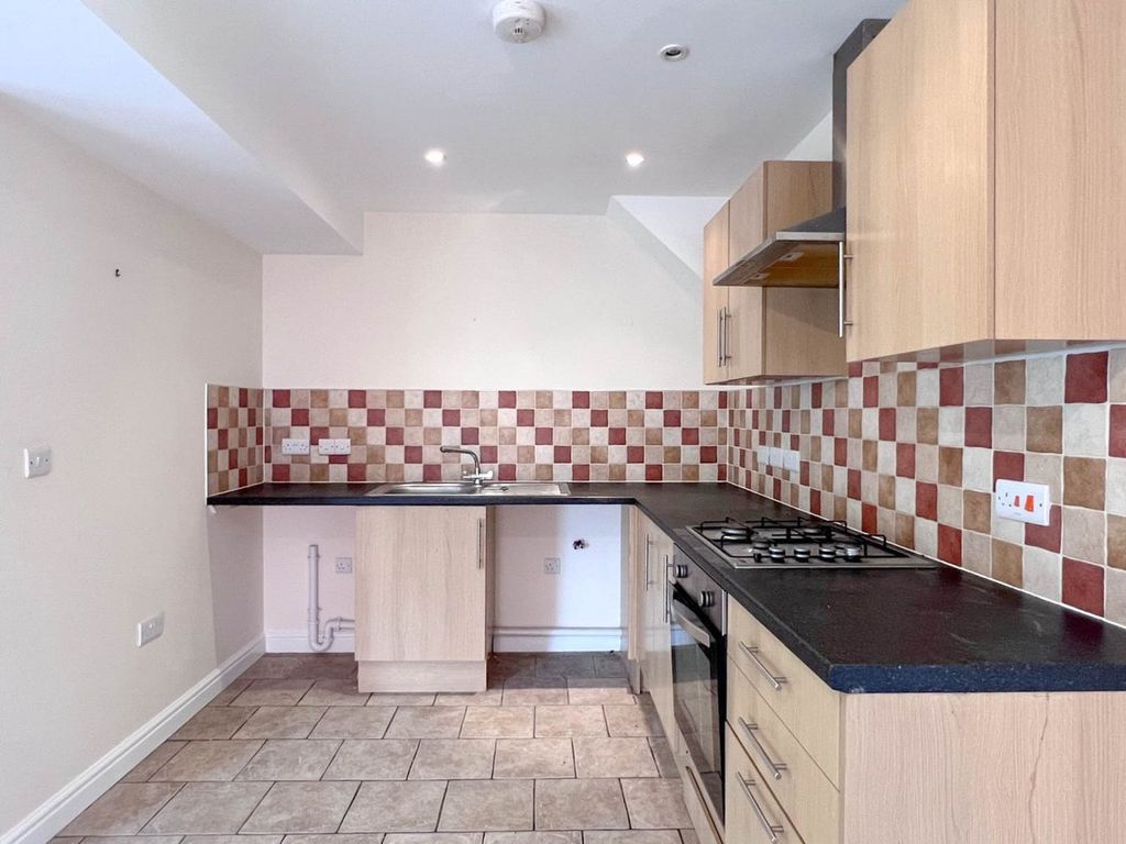 Property photo 3 of 23