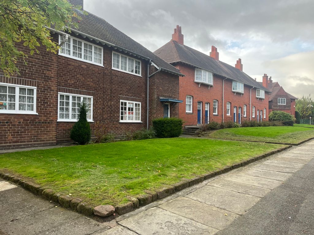 Property photo 2 of 24