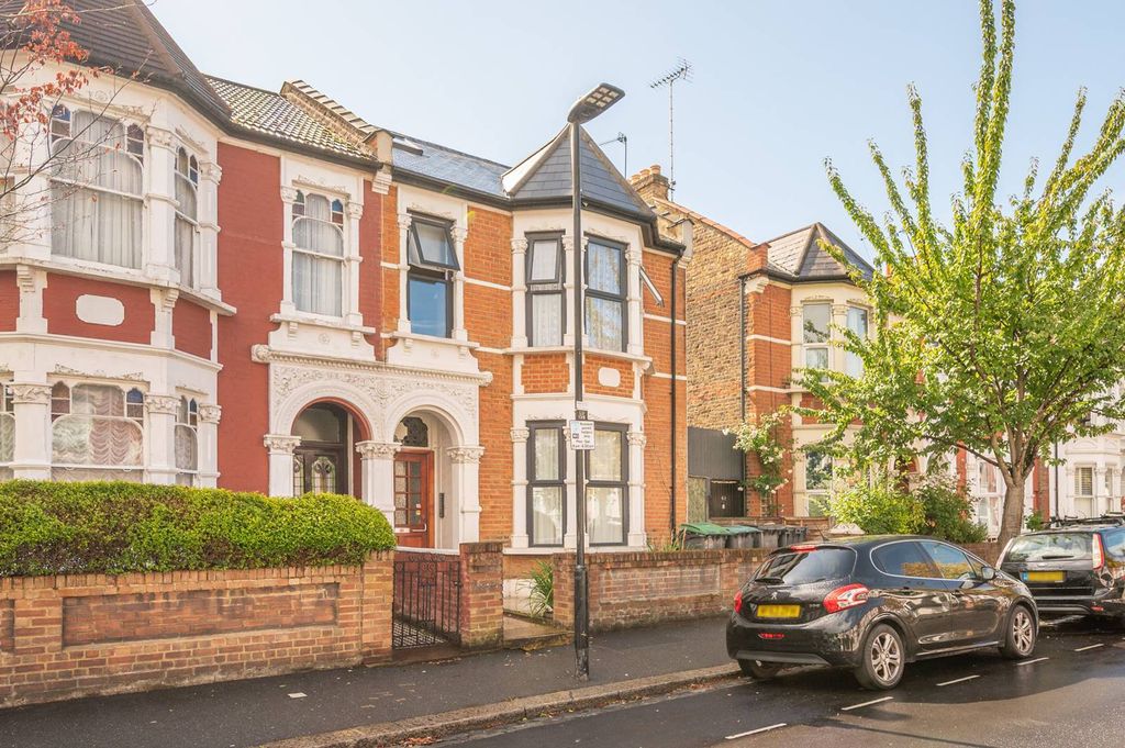 Property photo 1 of 20