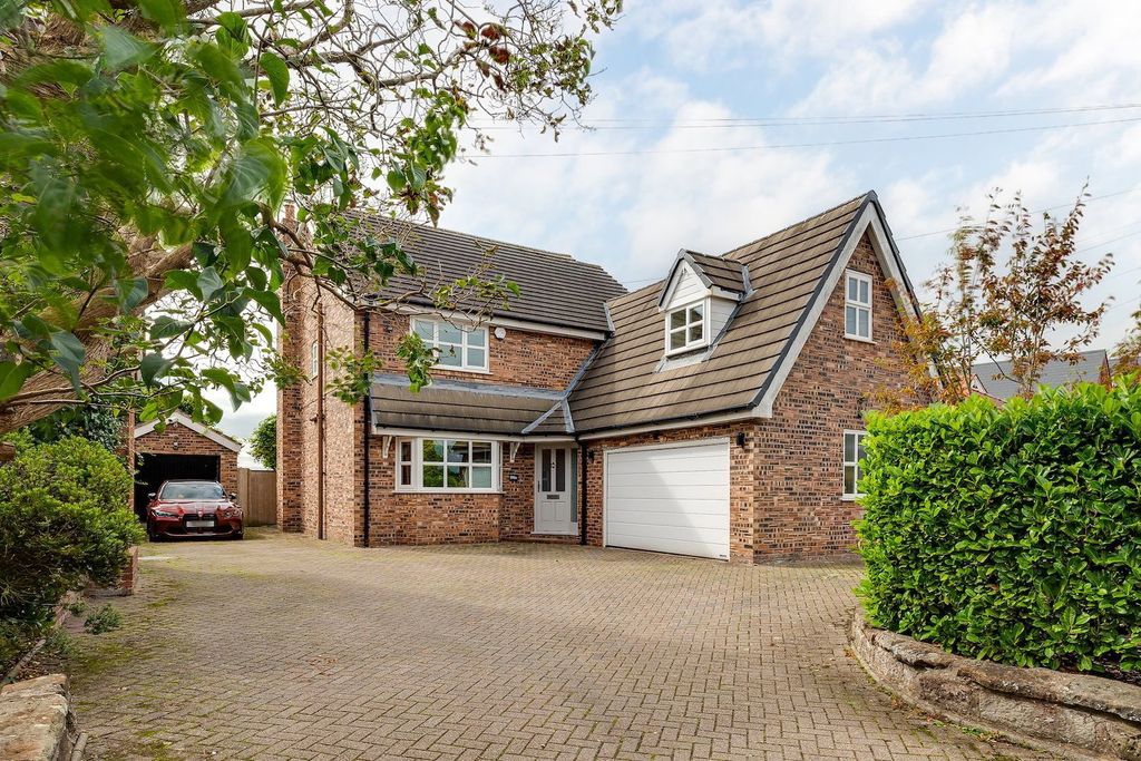 Property photo 1 of 30