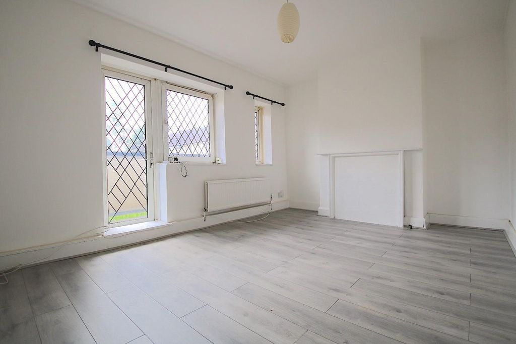 Property photo 3 of 8 Img_3299.Jpg