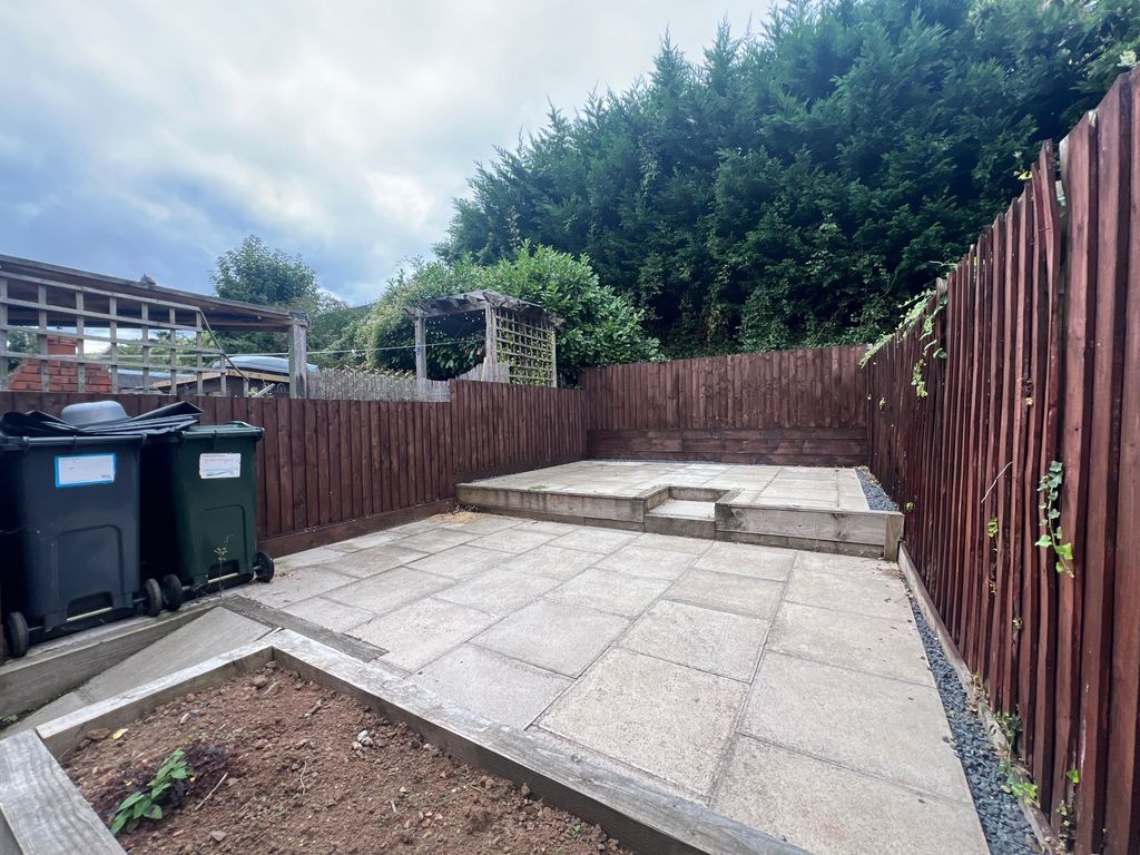 Property photo 3 of 26