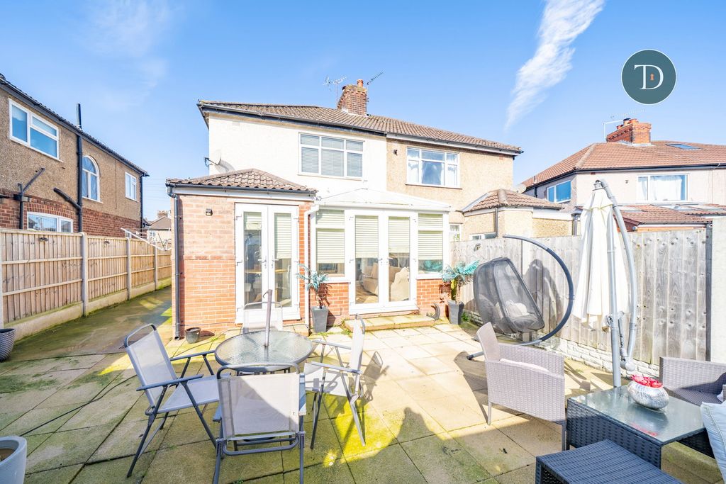 Property photo 3 of 22