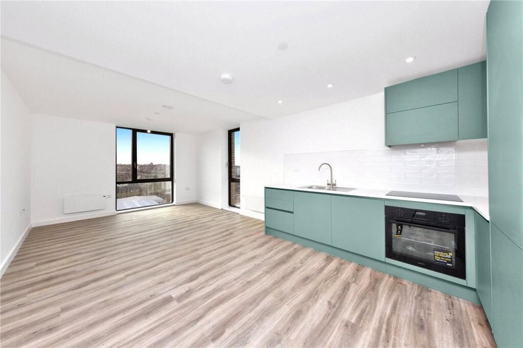 Property photo 1 of 8
