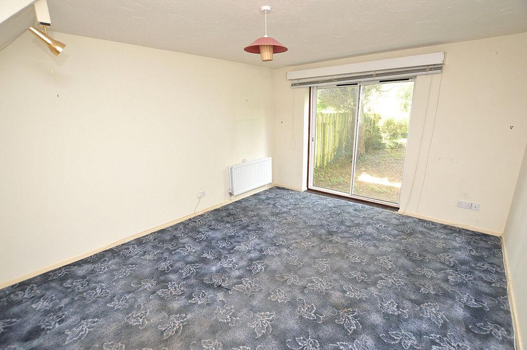 Property photo 3 of 6 Lounge/Diner