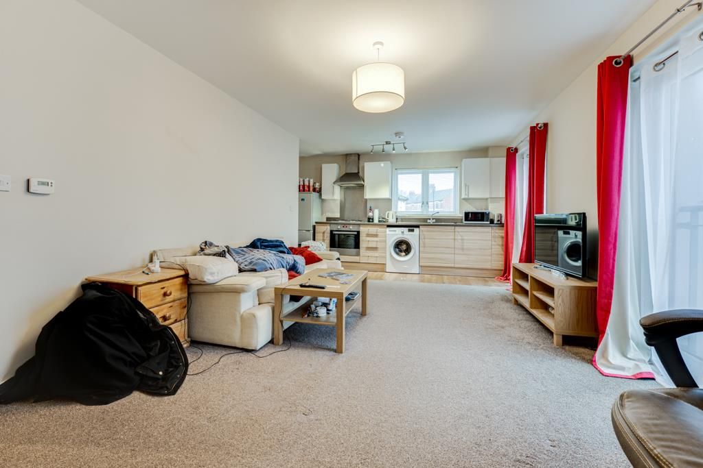 Property photo 3 of 9 8 Charles Court, Railway View, Kettering-1.Jpg