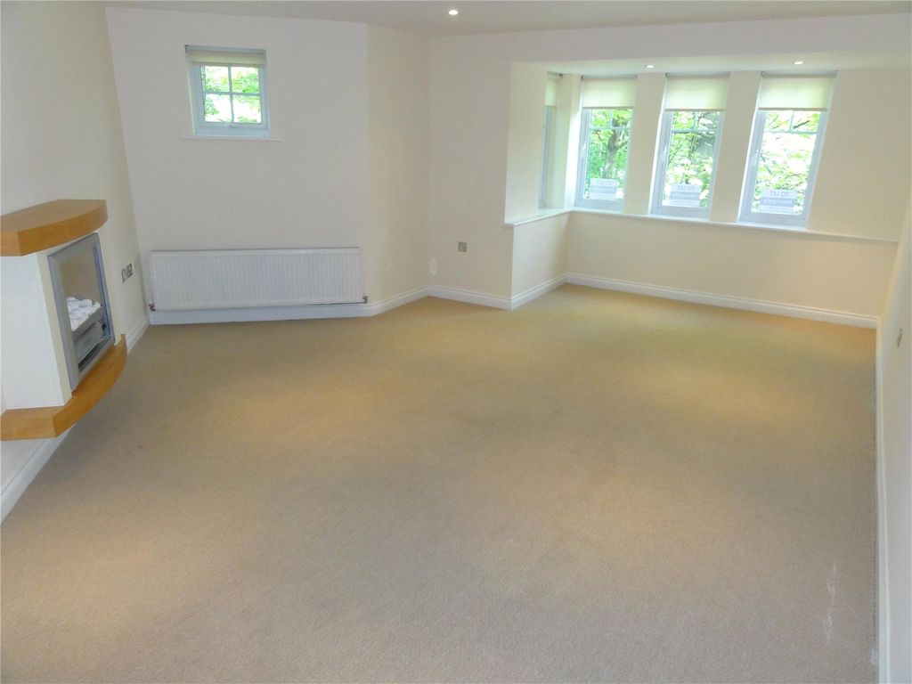 Property photo 2 of 6 Picture No. 31