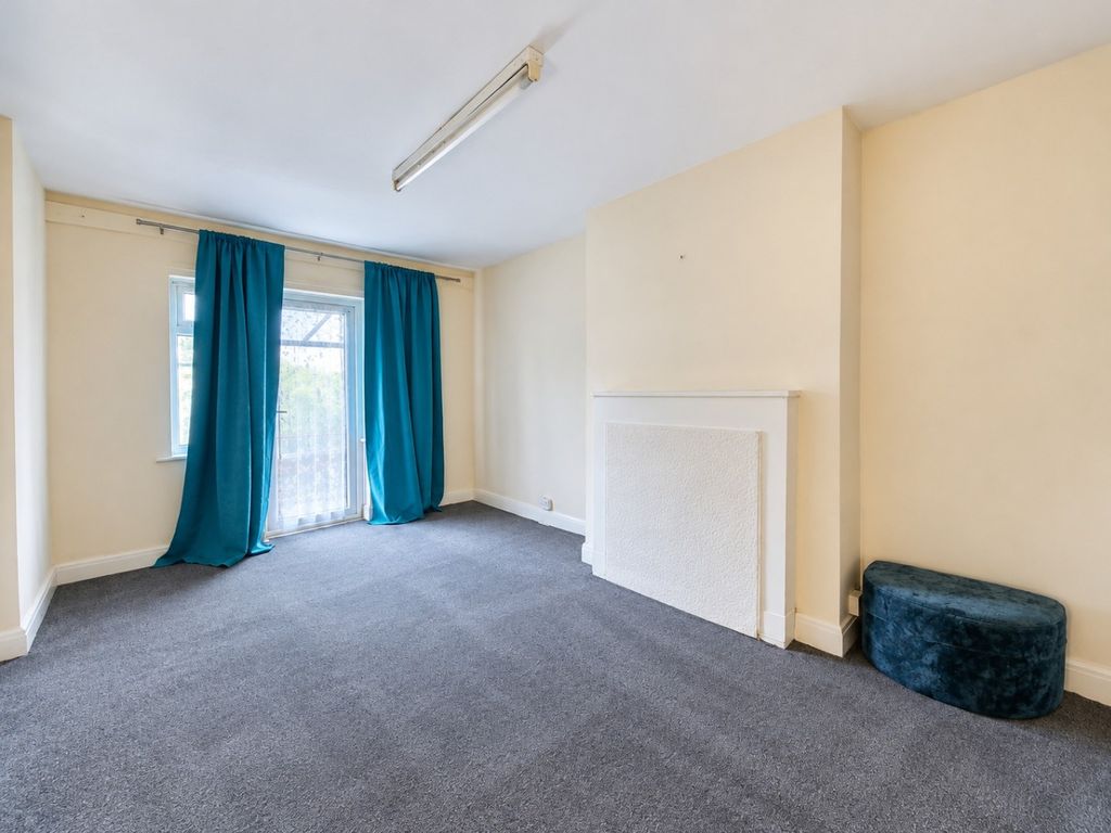 Property photo 3 of 10 5901712