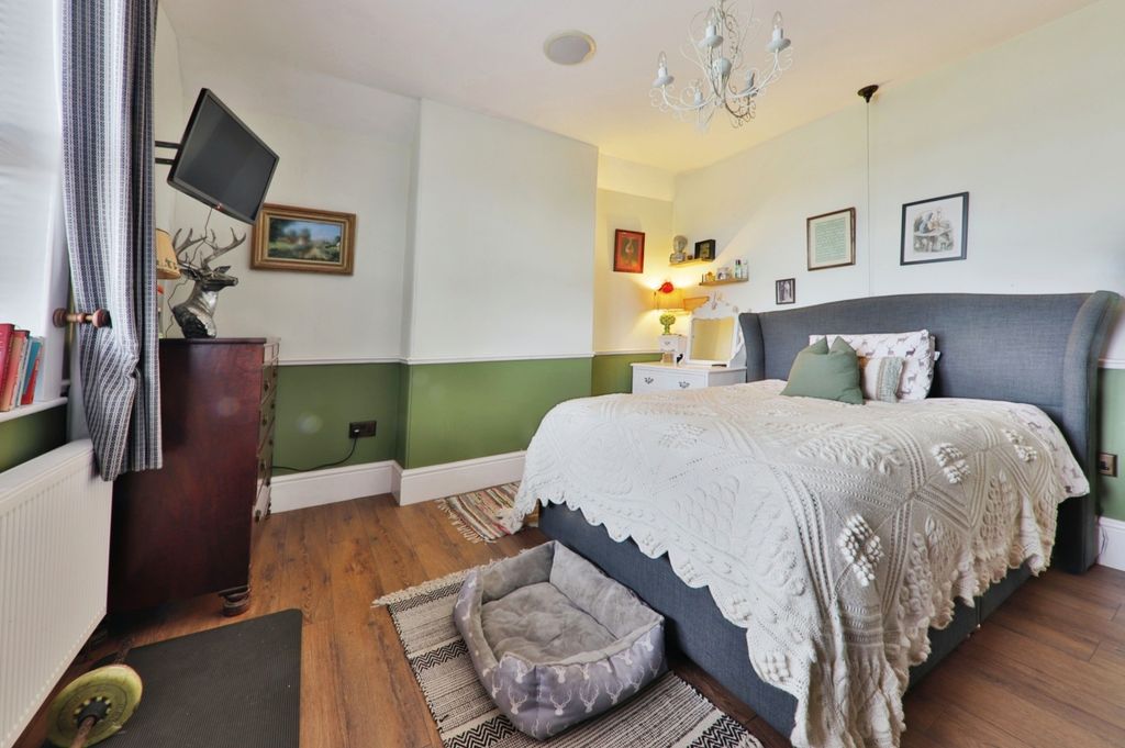 Property photo 2 of 25 2782907