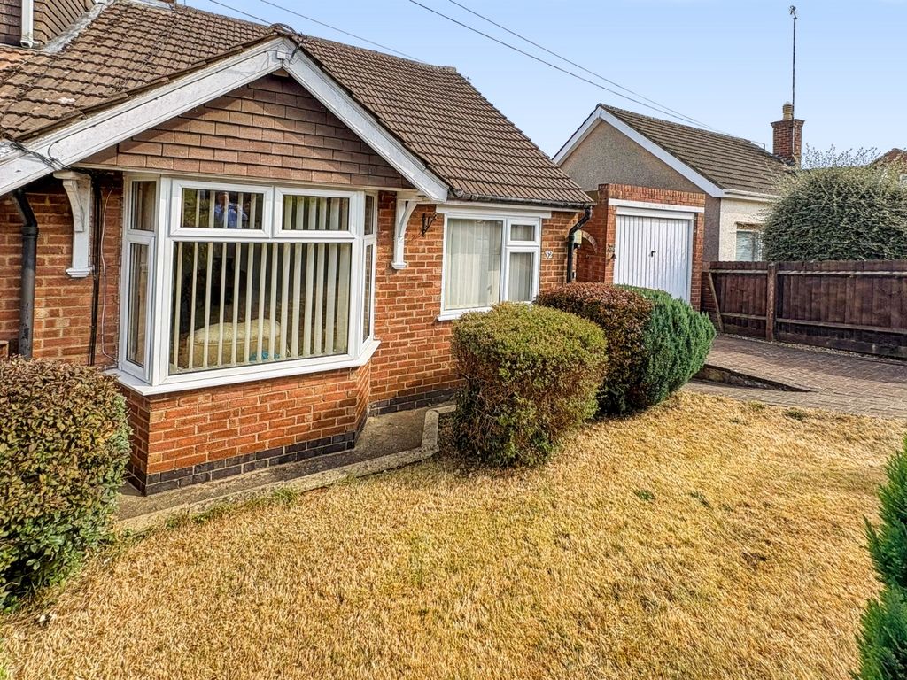 Property photo 3 of 26 4966184