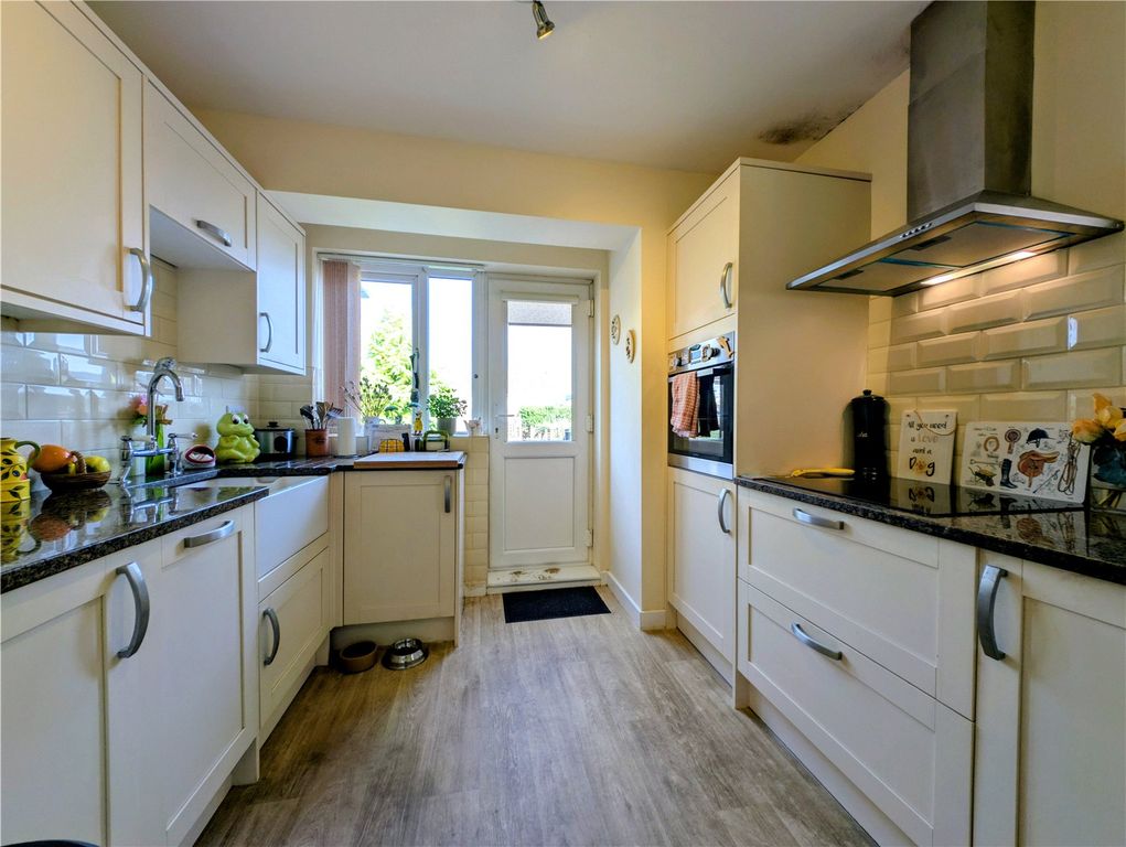 Property photo 3 of 18 Picture No. 05