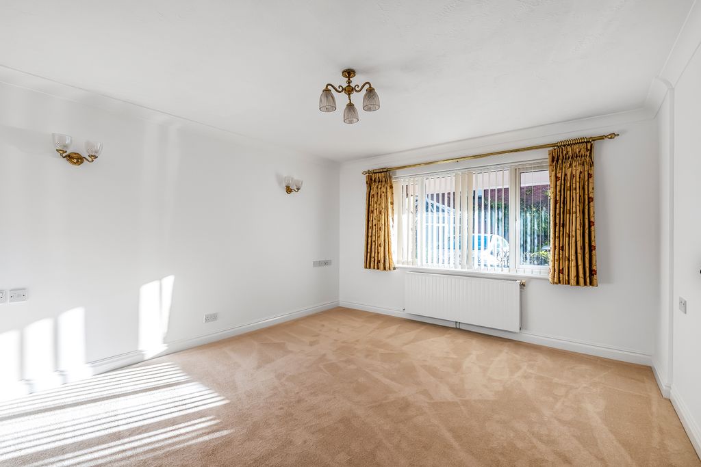 Property photo 2 of 8 Picture No. 04