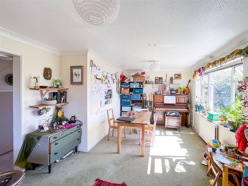 Property photo 3 of 11 Living Dining 1.Jpg