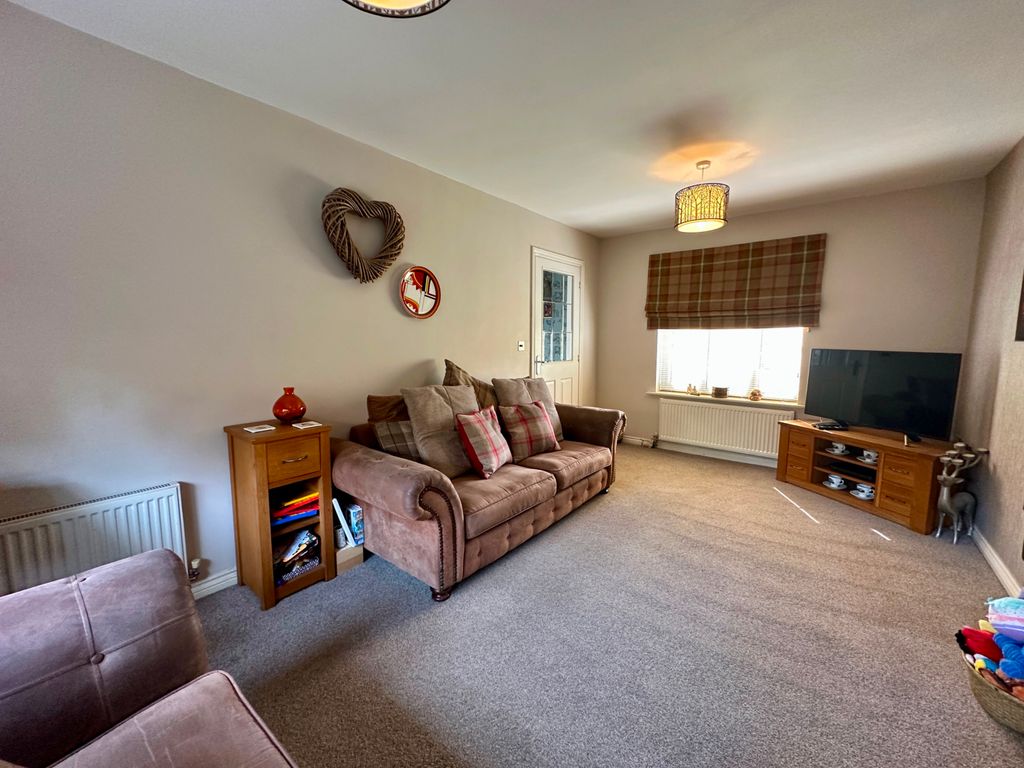 Property photo 3 of 23