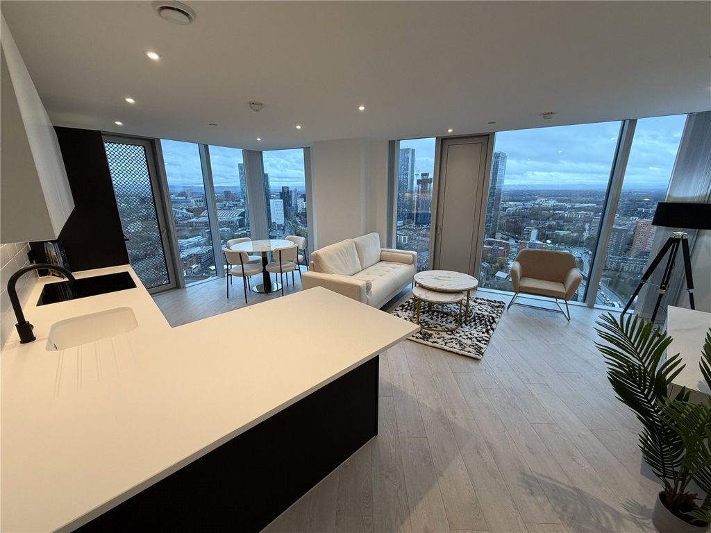 Property photo 3 of 26 Picture No. 09