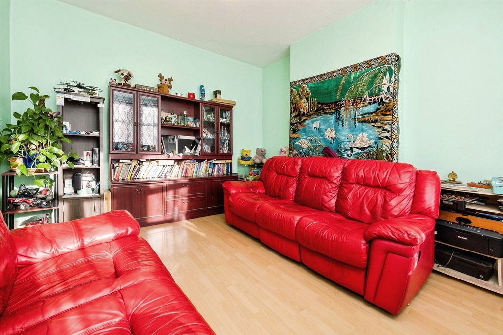 Property photo 3 of 17 Picture No. 08