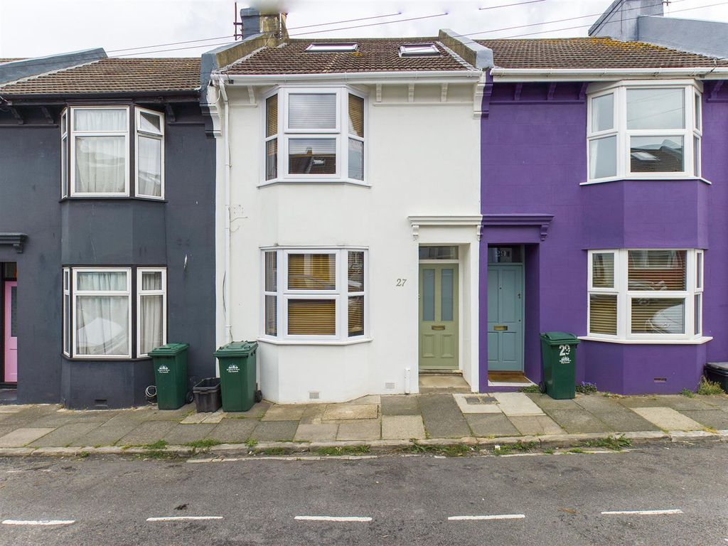 Property photo 1 of 14 Cam00159P1-Pr0121-Still01.Jpg