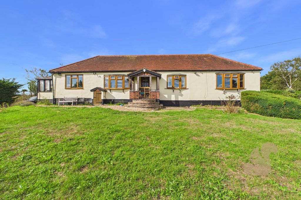Property photo 1 of 30 Cam01814G0-Pr0159-Still037.Jpg