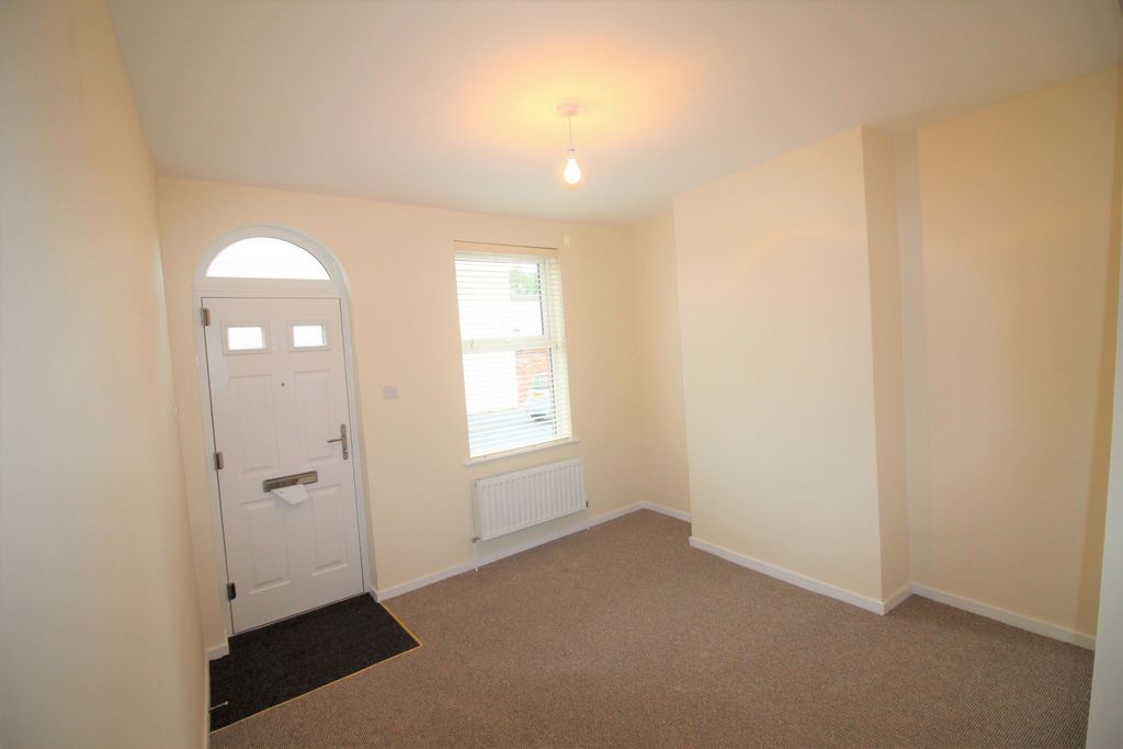 Property photo 2 of 12 Photo 2