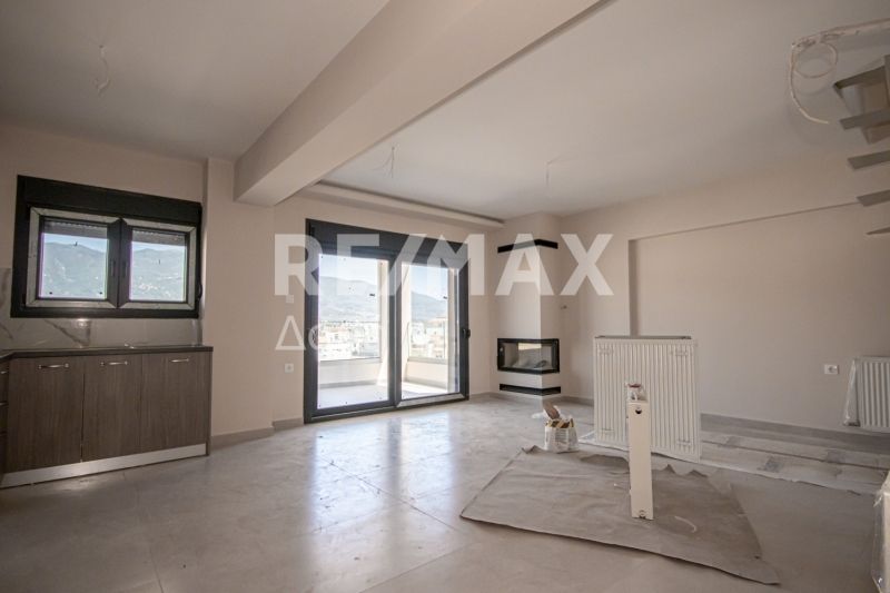 Property photo 3 of 25