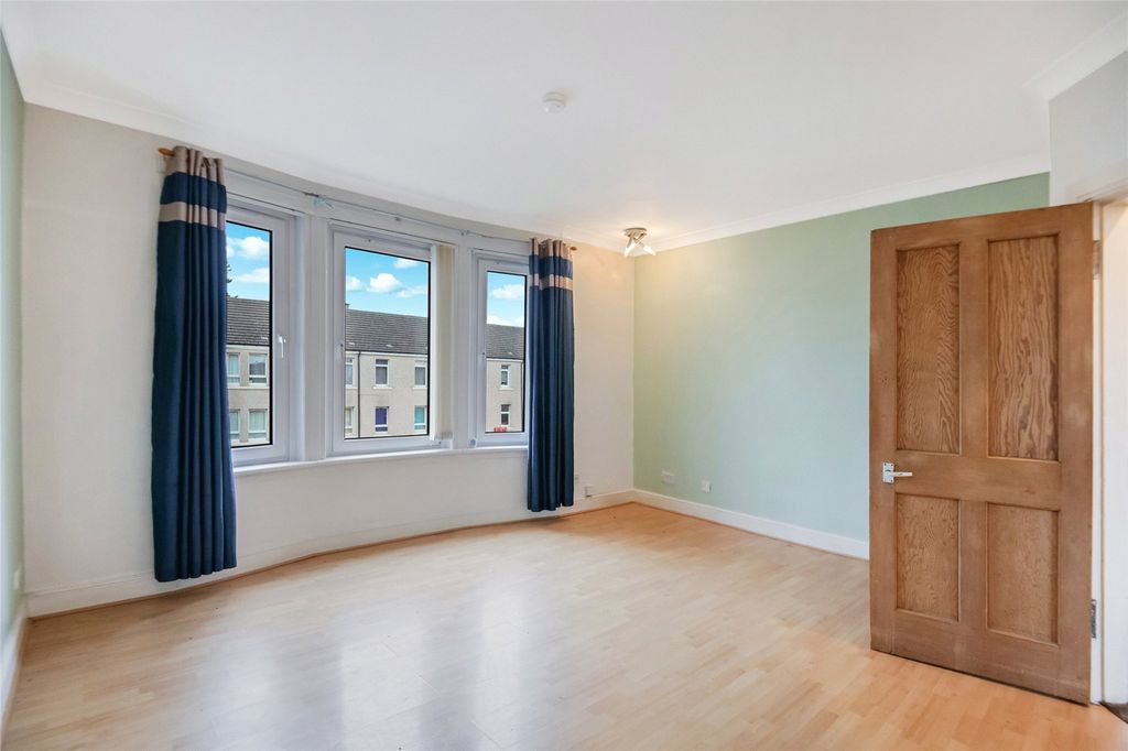 Property photo 2 of 13 2