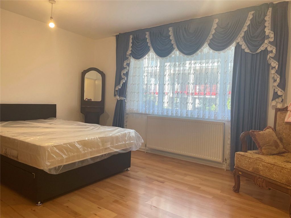 Property photo 2 of 12 Picture No. 06