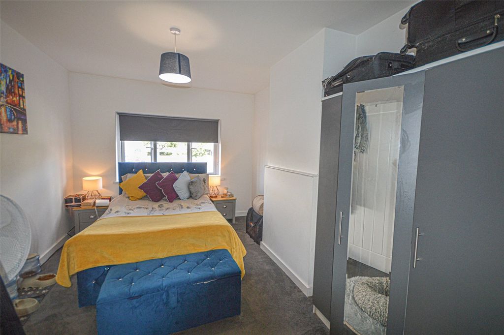 Property photo 2 of 6 Picture No. 02