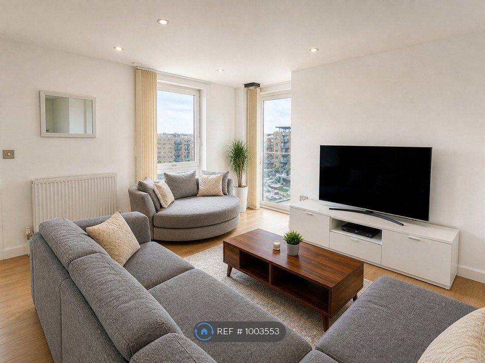 Property photo 1 of 8 Living Room