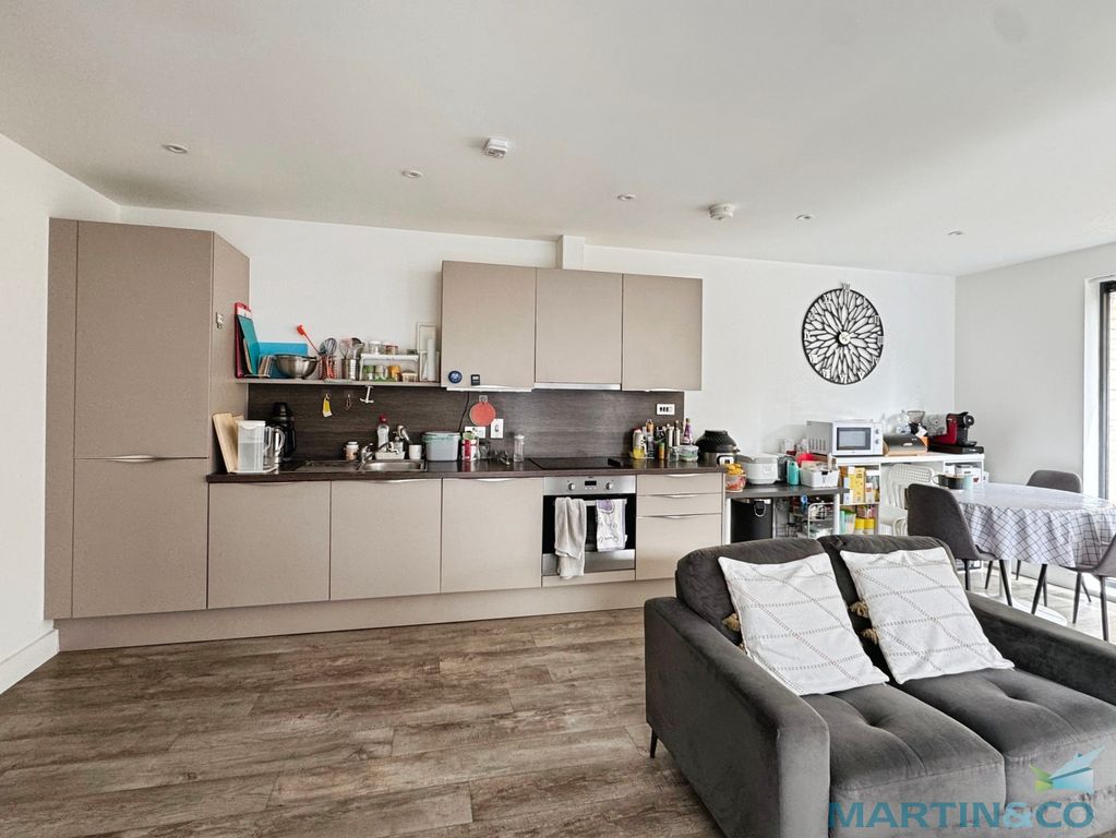 Property photo 2 of 11 B78F2901--4Bb5-804D-E3D2Fe37368C-24901-00000B63E89