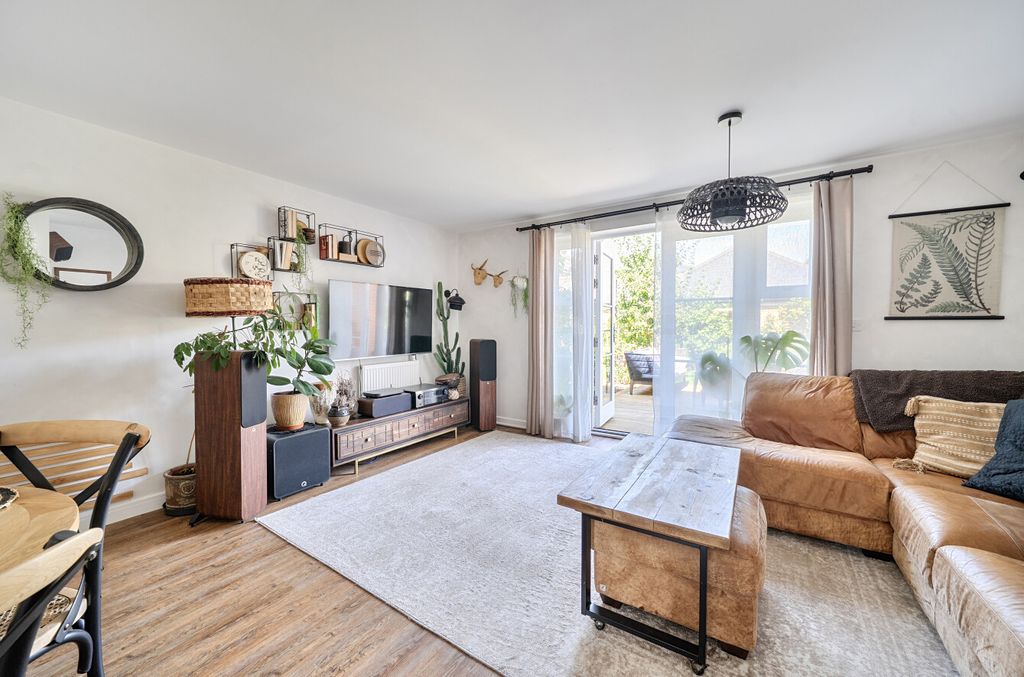 Property photo 2 of 27 1481499-17-6A3E82...