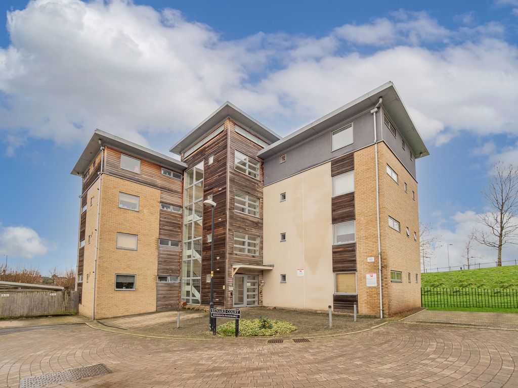 Property photo 1 of 11