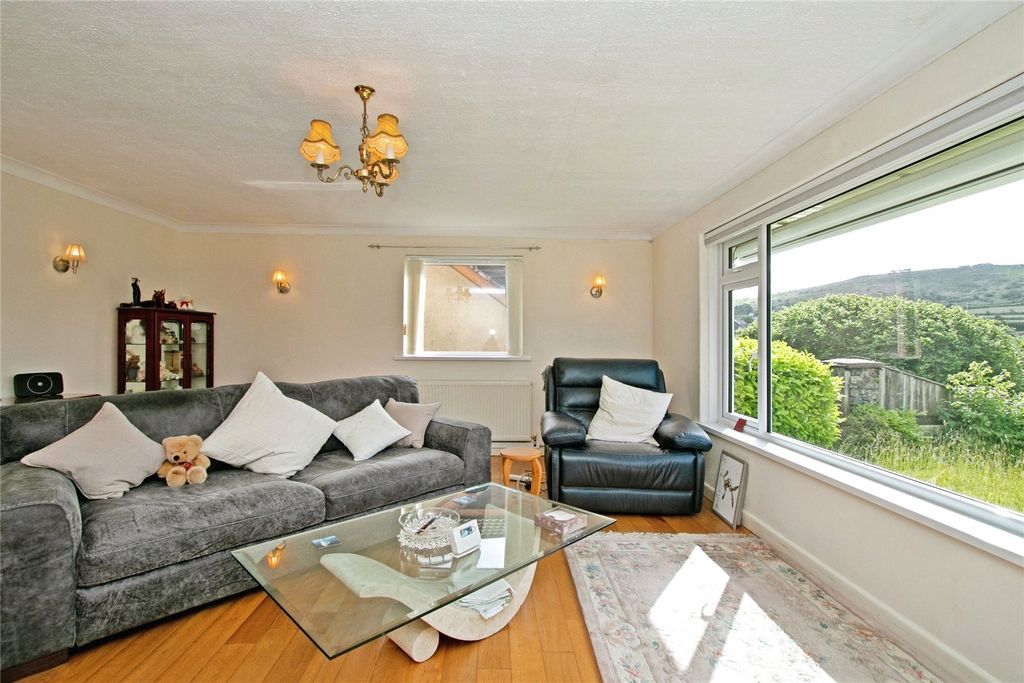 Property photo 3 of 16 Picture No. 35