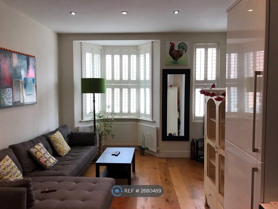Property photo 2 of 9