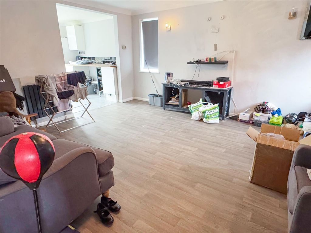 Property photo 3 of 13 Img_2175.Jpg