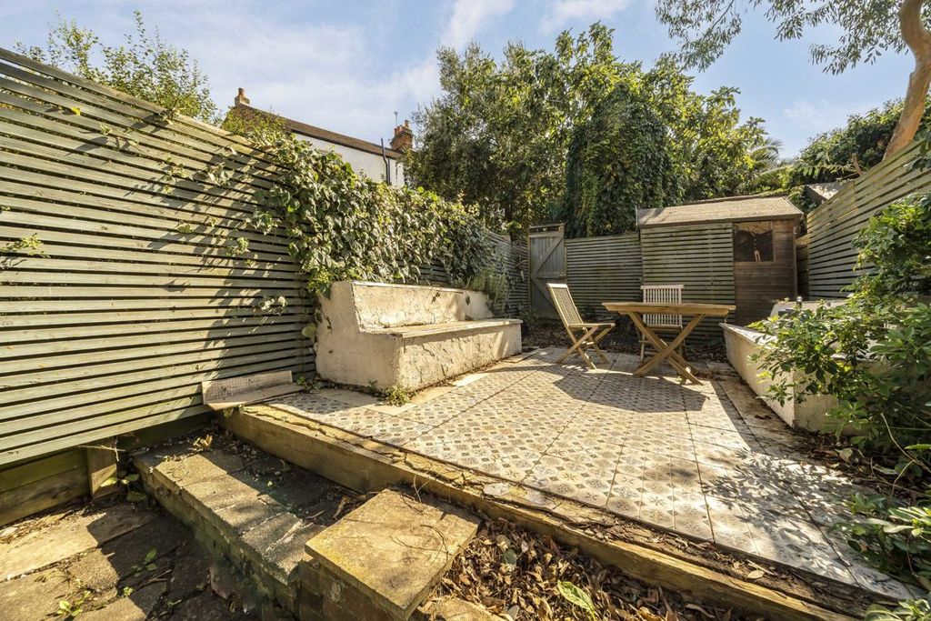 Property photo 3 of 9