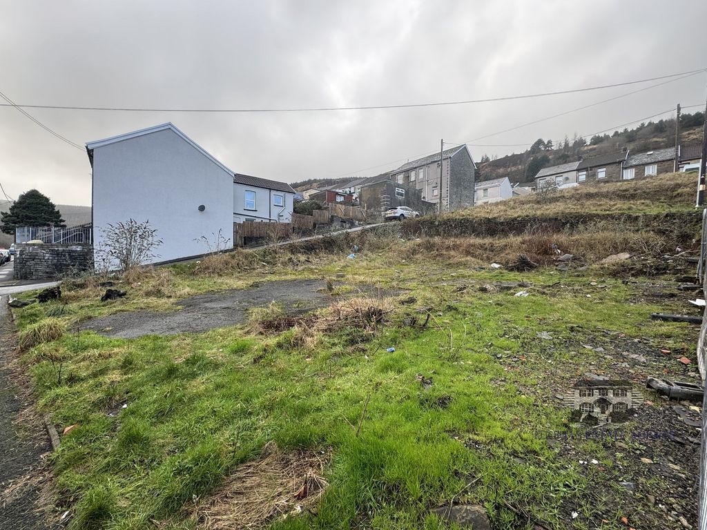 Property photo 2 of 6 Not Specified