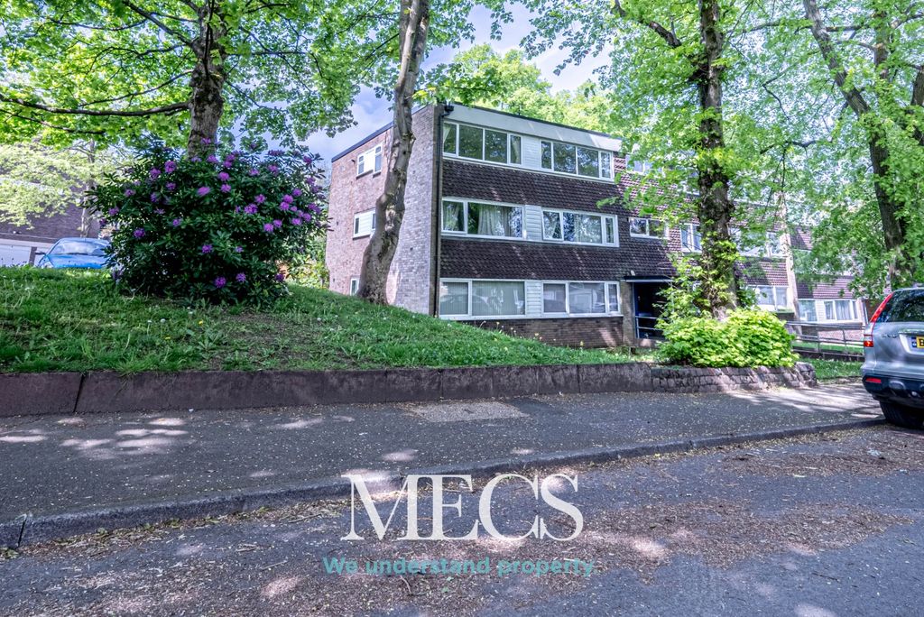 Property photo 1 of 13 3235090