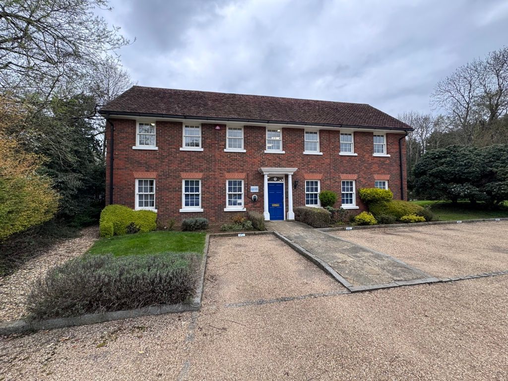 Property photo 1 of 7 Photo 3