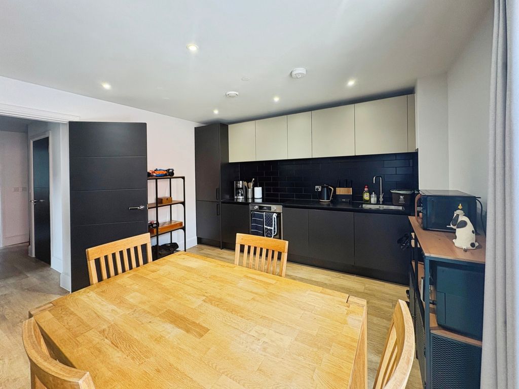 Property photo 3 of 12 Dining Room