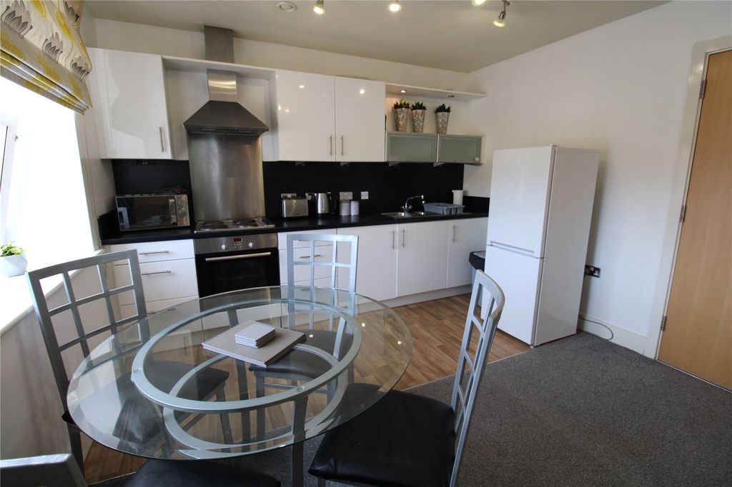Property photo 2 of 9 Open Plan Living