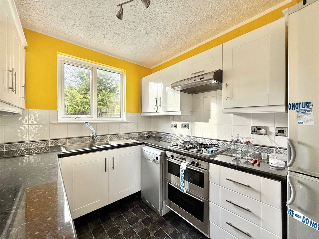 Property photo 2 of 11 Picture No. 08