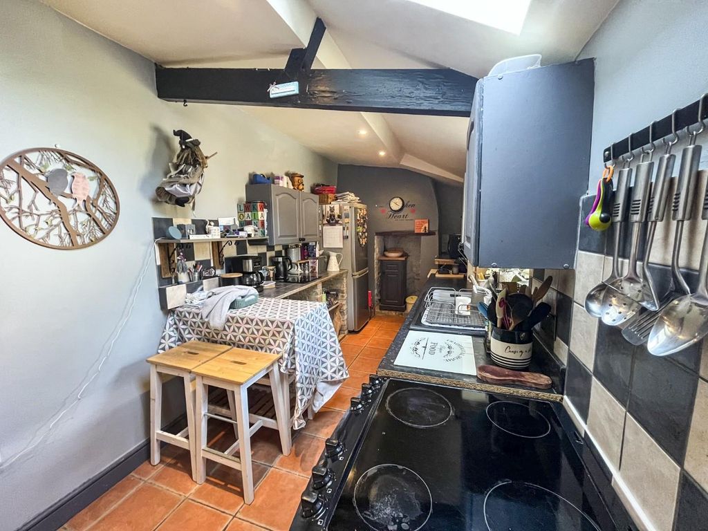 Property photo 3 of 16 Tlc_d6606A44-63Fd-464B-B97d-7B4d2Cbe9Adf_c3A667d.J