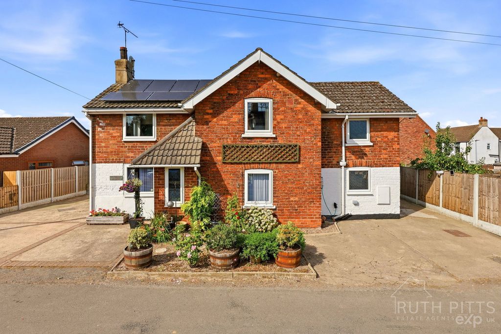 Property photo 1 of 27