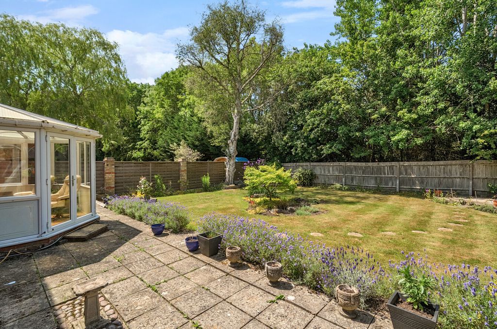 Property photo 2 of 19 1481458-15-6A3950...