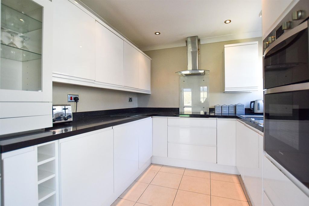 Property photo 3 of 21 Kitchen.-2.Jpg