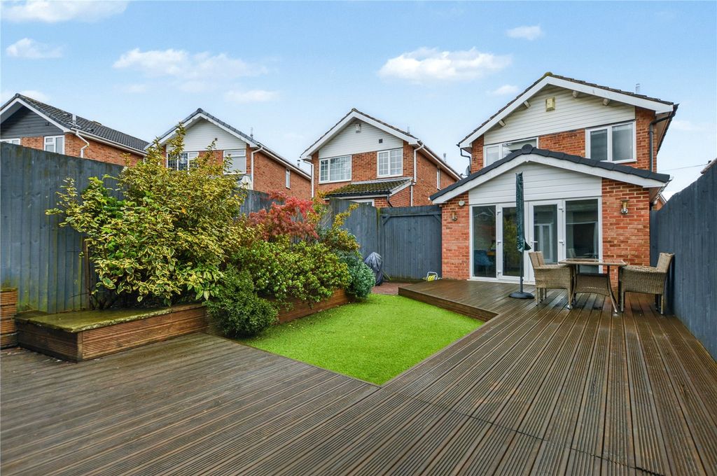 Property photo 1 of 19 Picture No. 05