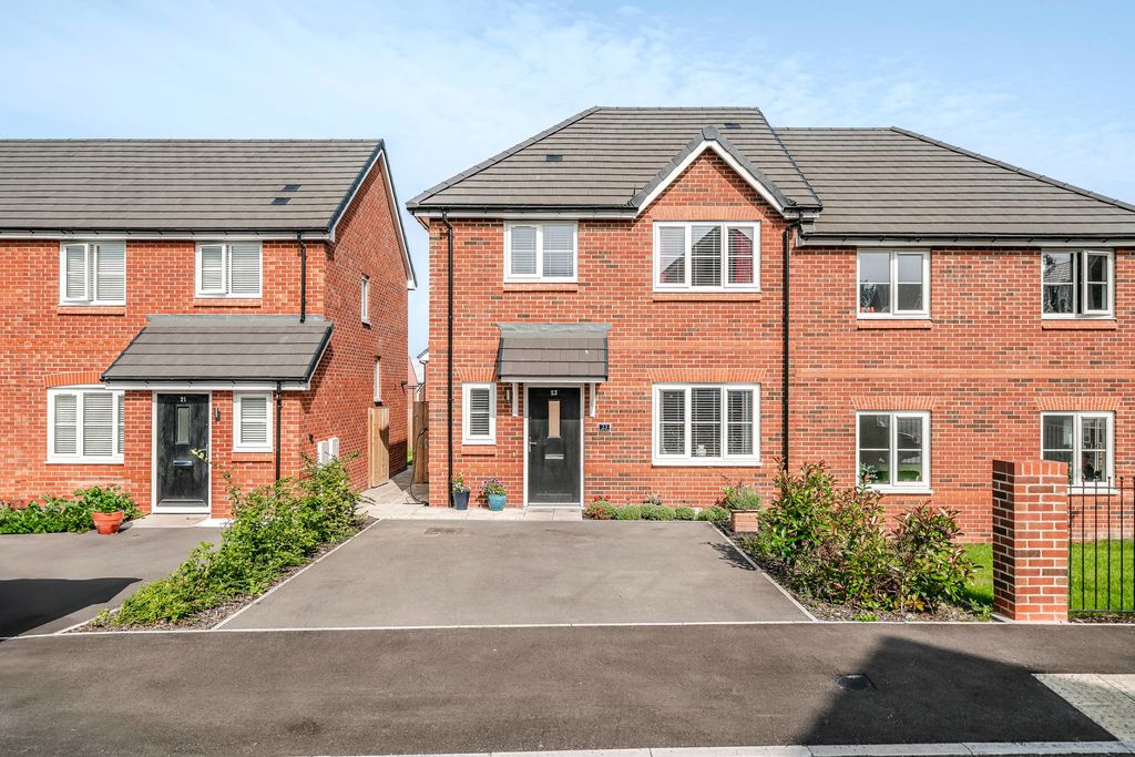 Property photo 1 of 36