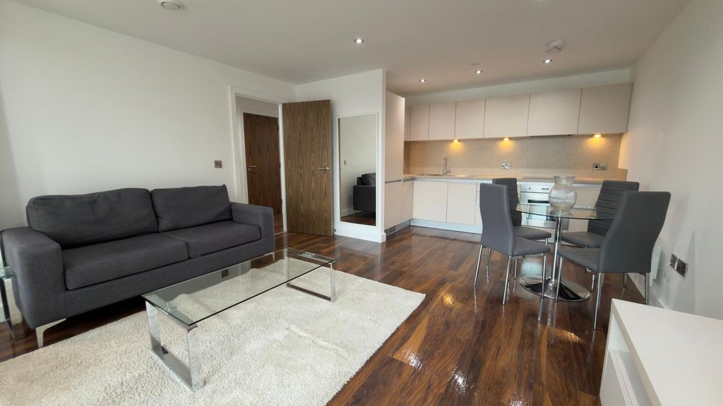 Property photo 1 of 16 1Cb96197-6c3d-4c78-954B-74Bf57d3444E.Jpeg