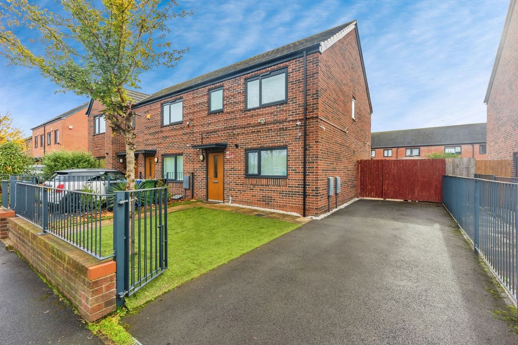 Property photo 1 of 17 Photo