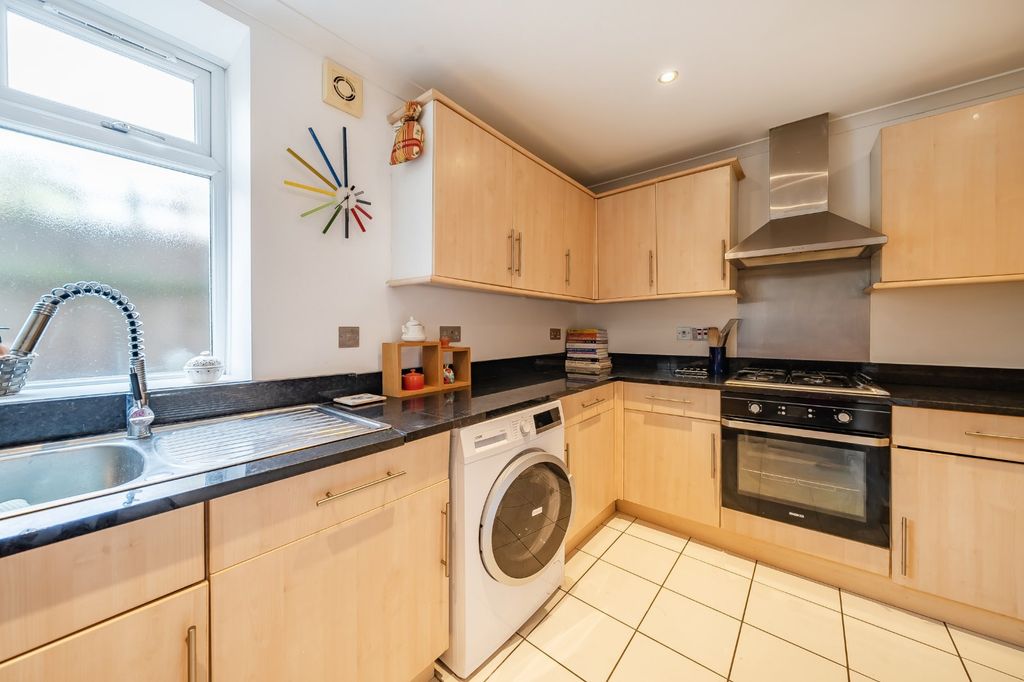 Property photo 3 of 8 Picture No. 07